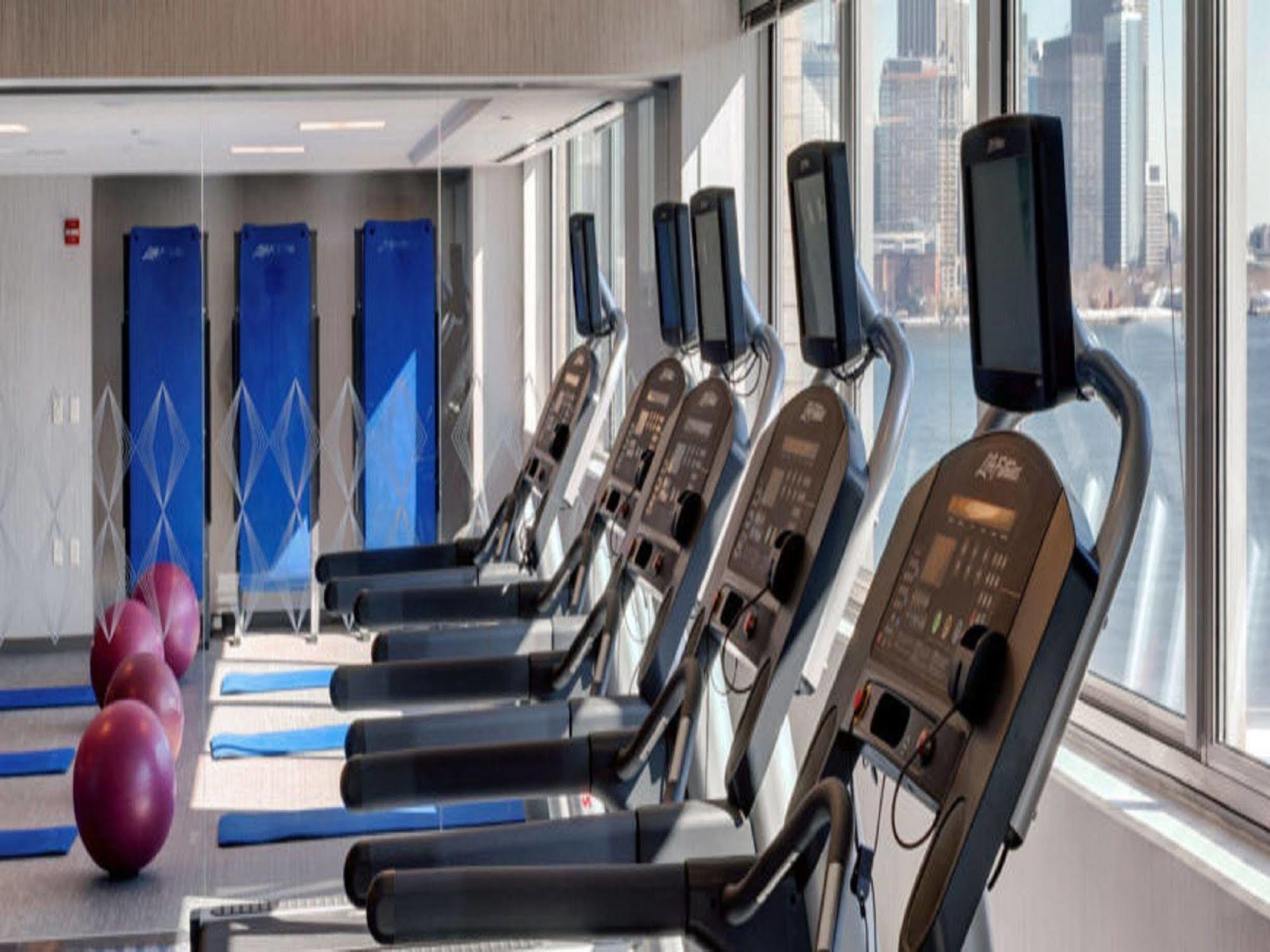 Global Luxury Suites At Exchange Jersey City Exterior photo