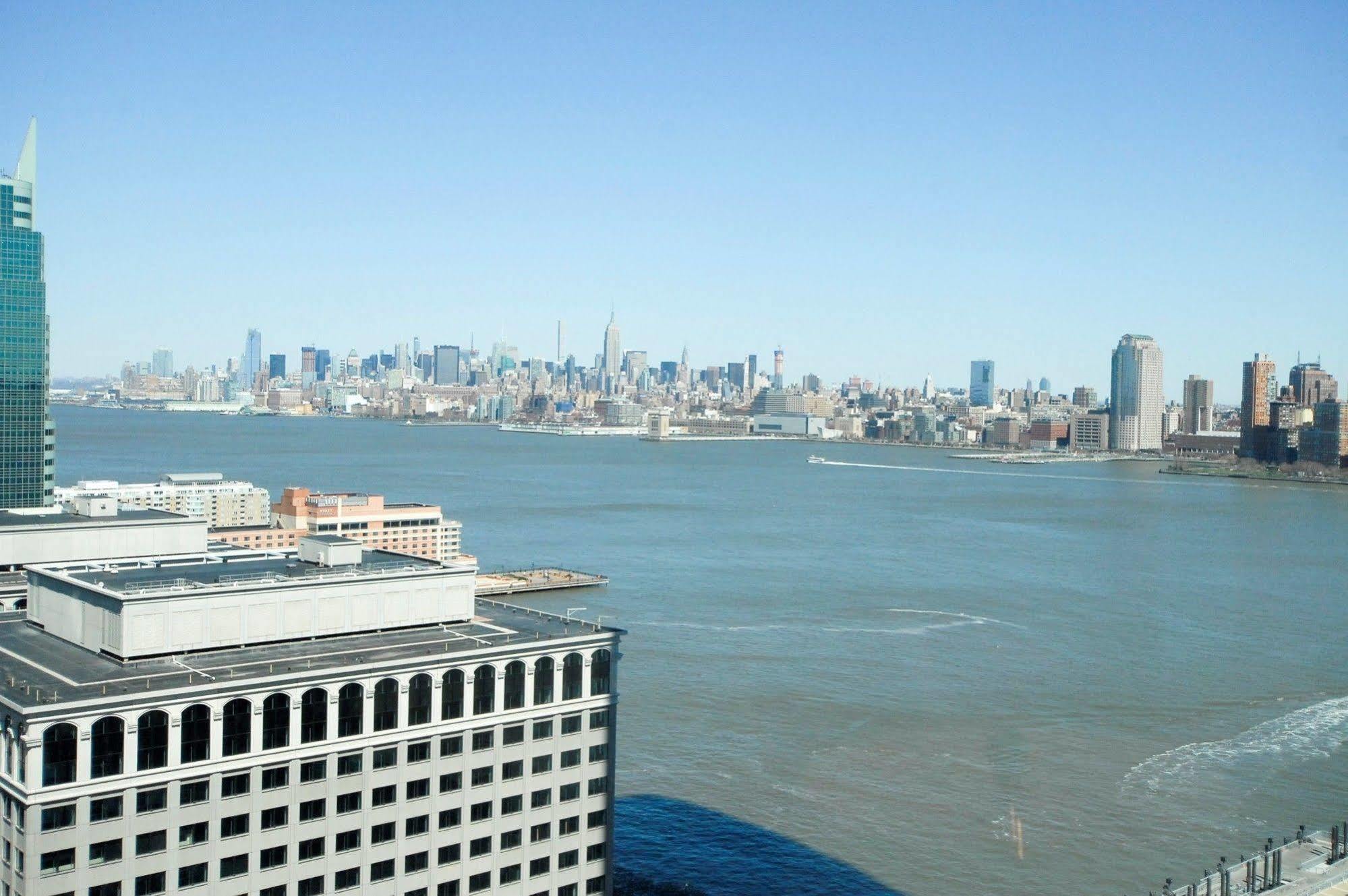 Global Luxury Suites At Exchange Jersey City Exterior photo